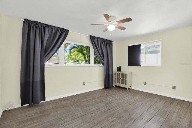 1815 CHATEAU DRIVE E, Clearwater, FL 33756