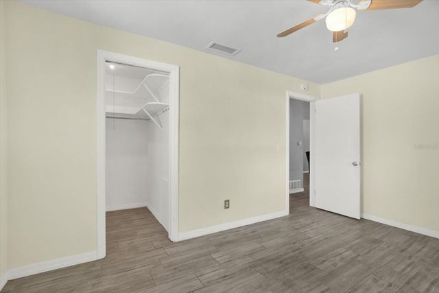 1815 CHATEAU DRIVE E, Clearwater, FL 33756