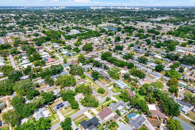 1815 CHATEAU DRIVE E, Clearwater, FL 33756