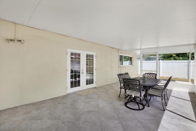 1815 CHATEAU DRIVE E, Clearwater, FL 33756