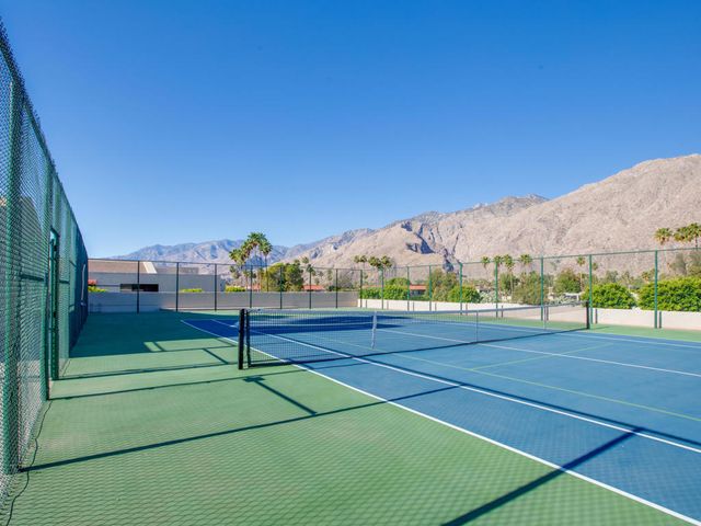 255 S Avenida Caballeros 111, Palm Springs, CA 92262
