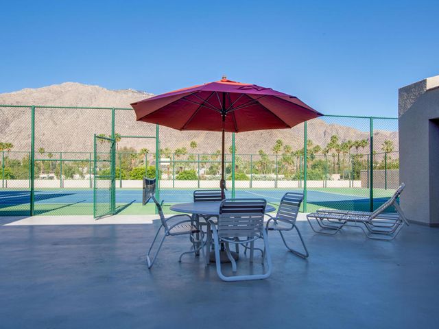 255 S Avenida Caballeros 111, Palm Springs, CA 92262