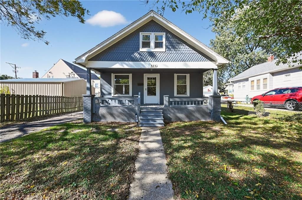 626 S Hardy Avenue, Independence, MO 64053