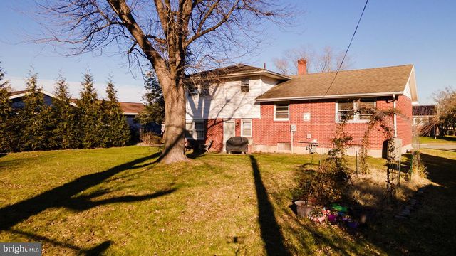 910 SCHOOLHOUSE LN, Dover, DE 19904