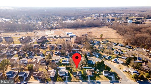 910 SCHOOLHOUSE LN, Dover, DE 19904