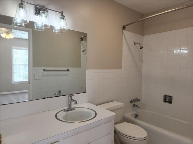 1500 Elton LN 1, Austin, TX 78703