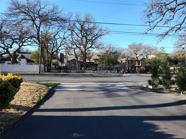 1500 Elton LN 1, Austin, TX 78703