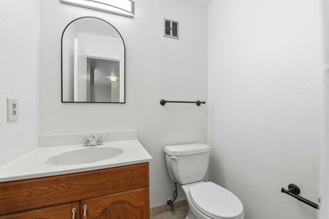 460 Auburn Way 5, San Jose, CA 95129