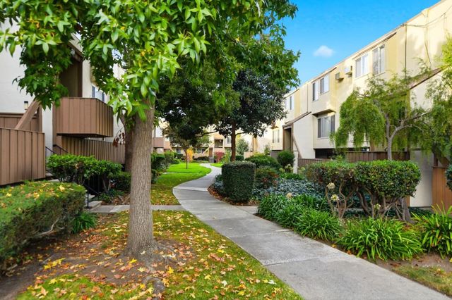 460 Auburn Way 5, San Jose, CA 95129