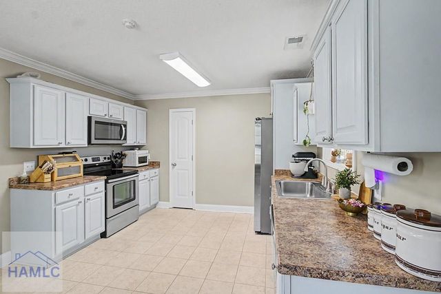 220 Jackson Avenue, Ludowici, GA 31313