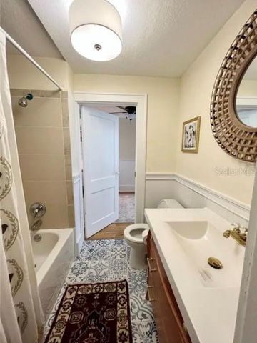 236 W NORTH STREET, Tampa, FL 33604