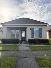 1434 Granby Dr, Baton Rouge, LA 70820