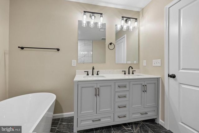 159 HAITI ST, Warrenton, VA 20186