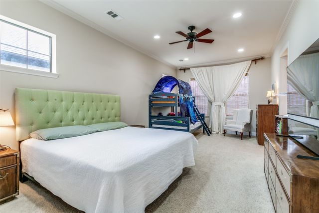 1132 Hemingway Lane, Irving, TX 75063