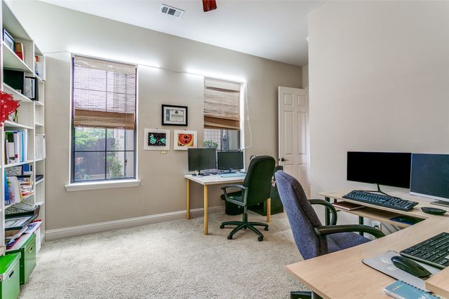 1132 Hemingway Lane, Irving, TX 75063