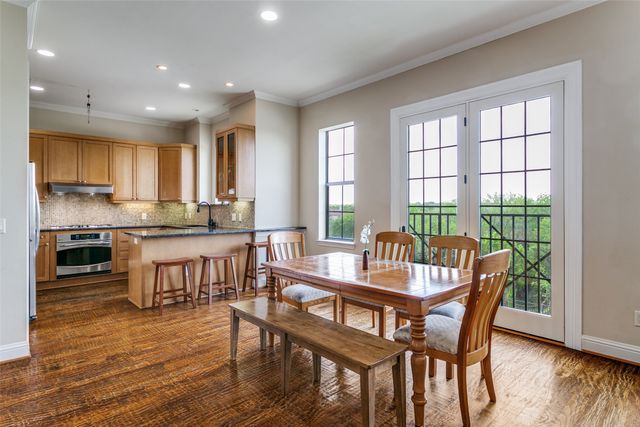 1132 Hemingway Lane, Irving, TX 75063