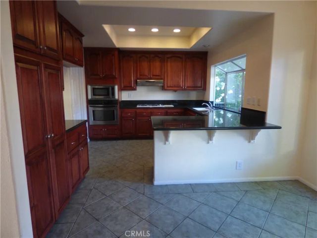 516 Monteleone, Oak Park, CA 91377