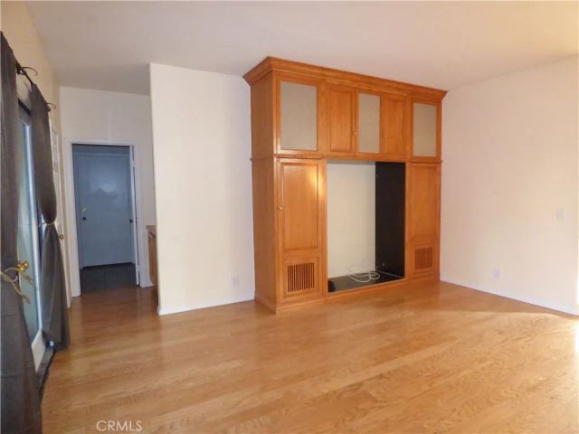516 Monteleone, Oak Park, CA 91377