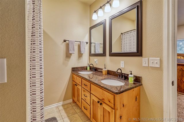 13014 S 85th St E, Muskogee, OK 74403