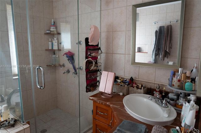 17992 SW 152nd Court, Miami, FL 33187