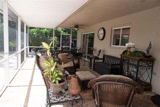 17992 SW 152nd Court, Miami, FL 33187