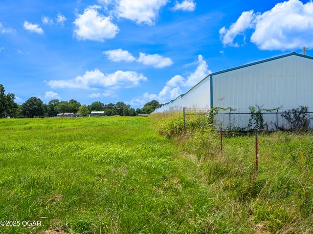 12693 Highway 59, Neosho, MO 64850