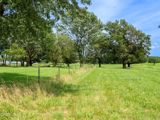 12693 Highway 59, Neosho, MO 64850