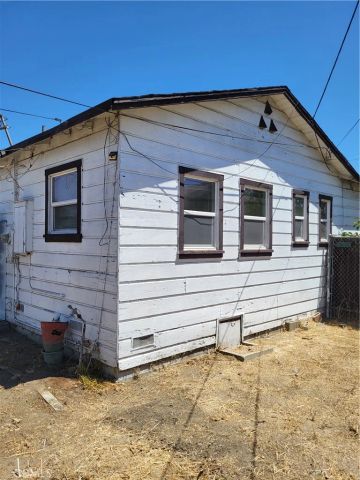 15723 Indiana Avenue, Paramount, CA 90723