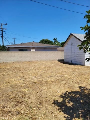 15723 Indiana Avenue, Paramount, CA 90723