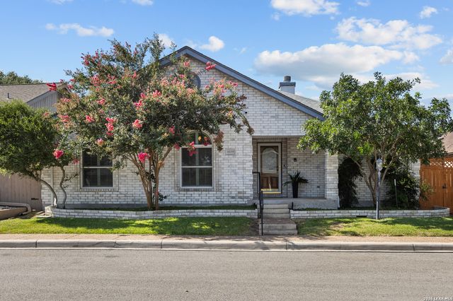 6119 CRESCENT FLS, Windcrest, TX 78239