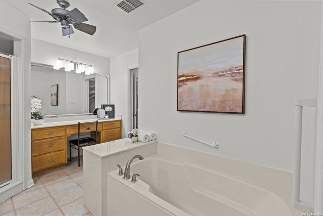 6119 CRESCENT FLS, Windcrest, TX 78239