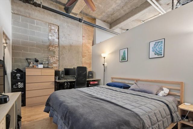 320 E 21ST Street 807, Chicago, IL 60616