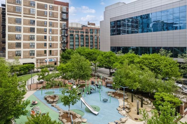 320 E 21ST Street 807, Chicago, IL 60616