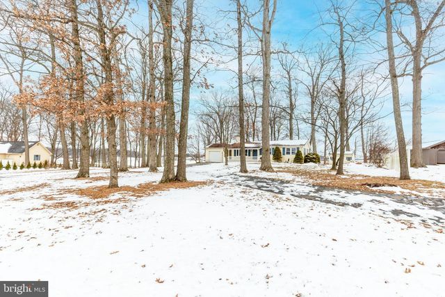 16 LEPPO RD, Westminster, MD 21158