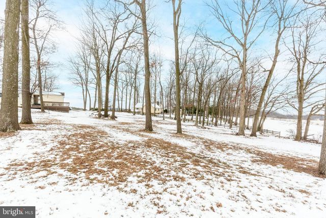 16 LEPPO RD, Westminster, MD 21158