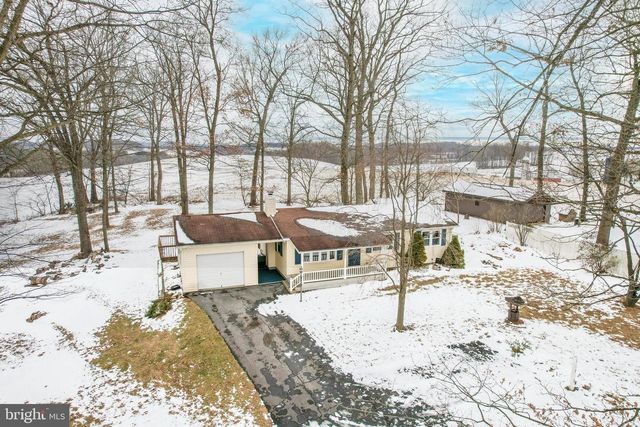 16 LEPPO RD, Westminster, MD 21158