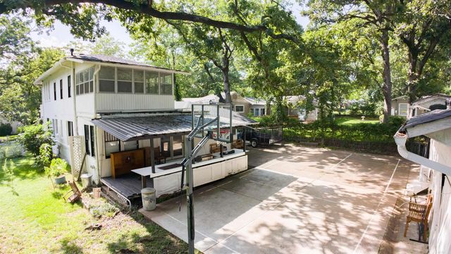 3212 N Magnolia street, North Little Rock, AR 72116