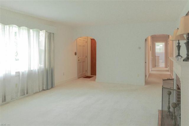 4006 Whaleyville BLVD, Suffolk, VA 23434