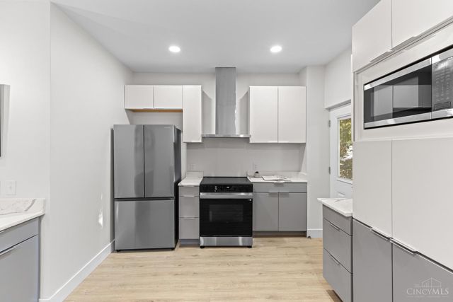 1828 Highland Avenue, Cincinnati, OH 45202