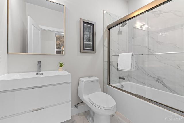 1828 Highland Avenue, Cincinnati, OH 45202