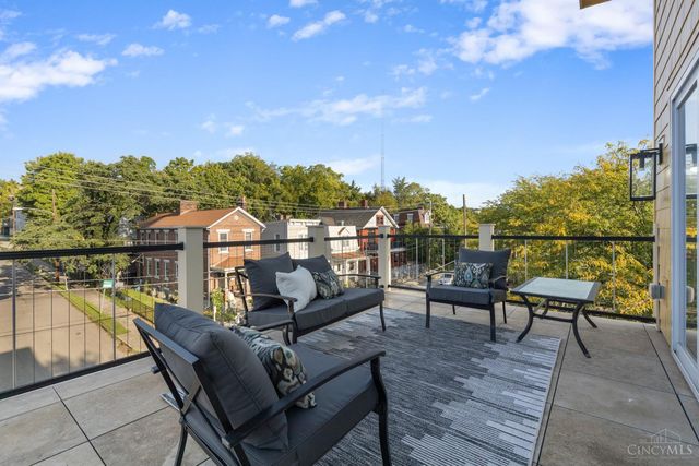 1828 Highland Avenue, Cincinnati, OH 45202