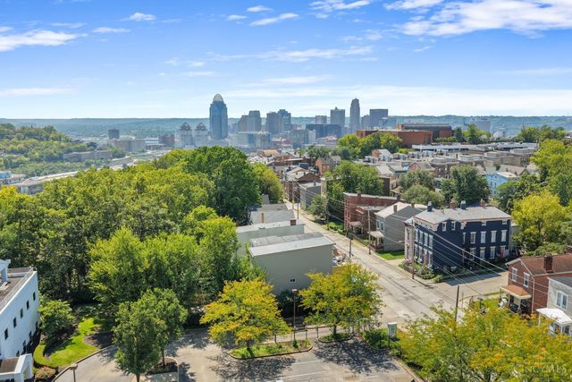 1828 Highland Avenue, Cincinnati, OH 45202