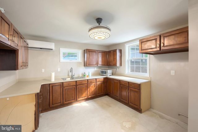 3295 WOODBERRY RD, York, PA 17408