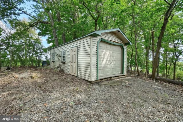 3295 WOODBERRY RD, York, PA 17408