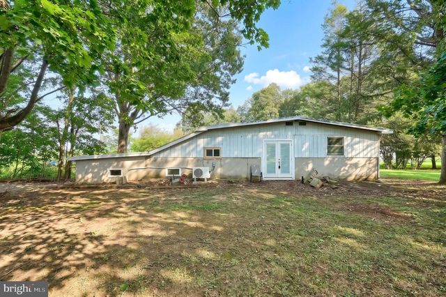 3295 WOODBERRY RD, York, PA 17408