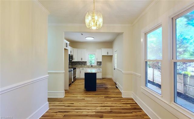 628 Mission Road, Winston-salem, NC 27103