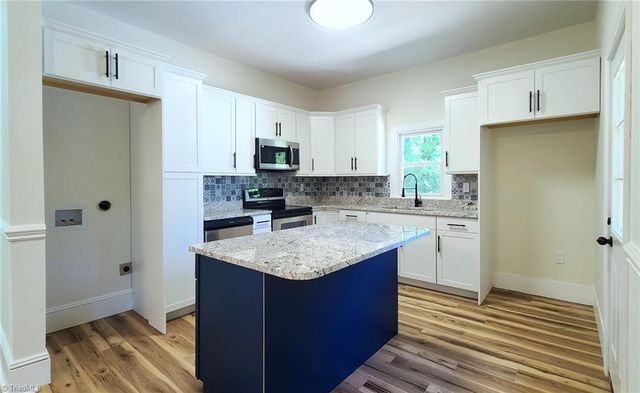 628 Mission Road, Winston-salem, NC 27103