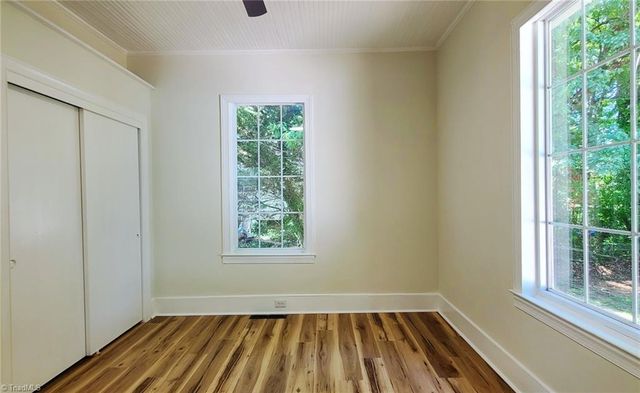 628 Mission Road, Winston-salem, NC 27103