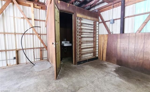 628 Mission Road, Winston-salem, NC 27103