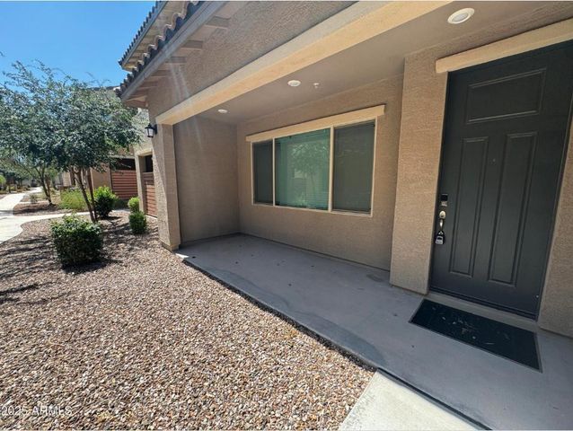 775 E Furness Drive Unit 101, Gilbert, AZ 85297